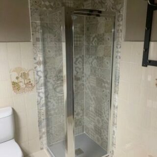 Plomberie Fernandes rénovation salle de bain moderne douche travaux