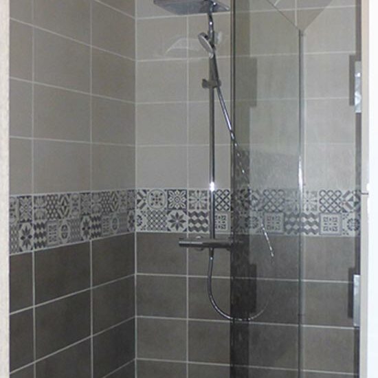 Plomberie Fernandes rénovation salle de bain avec douche à l'italienne